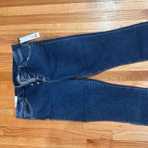 Final sale NWT- Joe’s Jeans Callie high rise cropped boot size 31